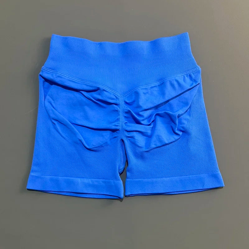 Short Débora