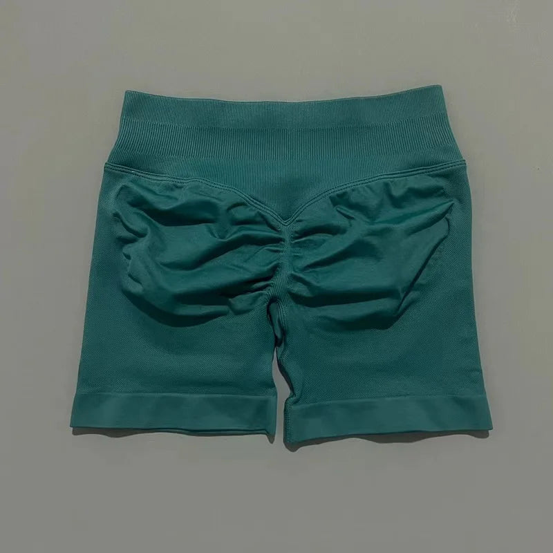 Short Débora