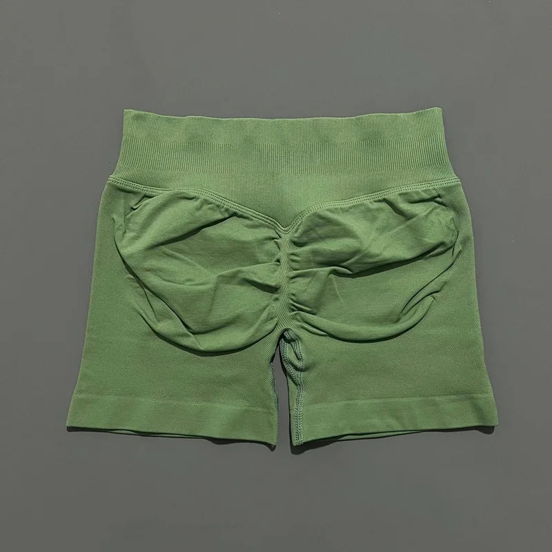 Short Débora