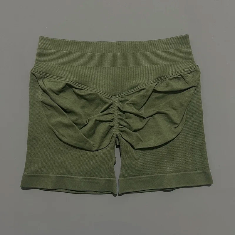 Short Débora