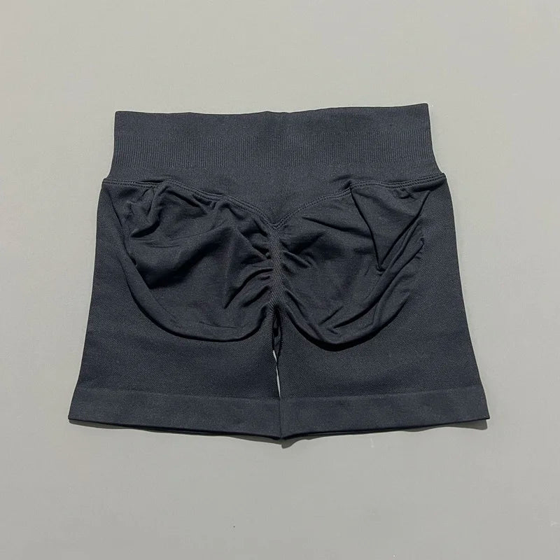 Short Débora