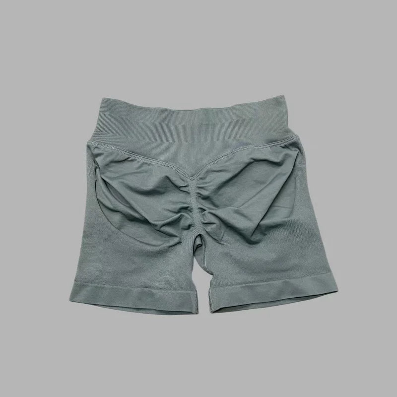 Short Débora